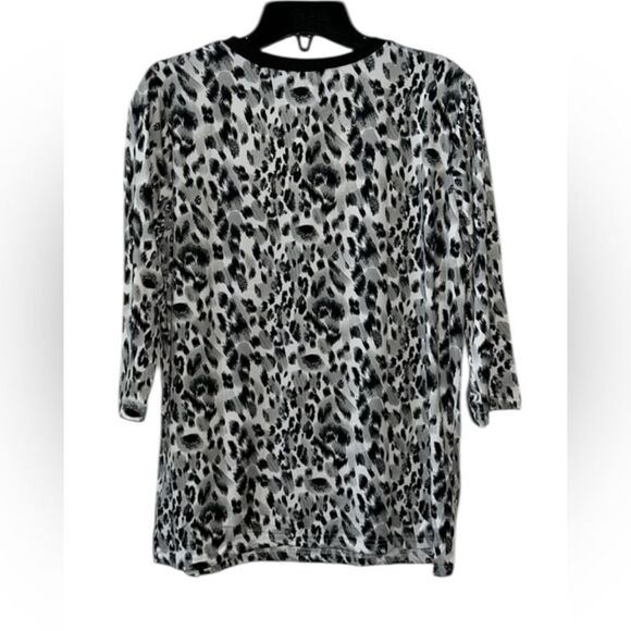 Doublju Animal Print Black & White Top(Size Medium) - Picture 1 of 4